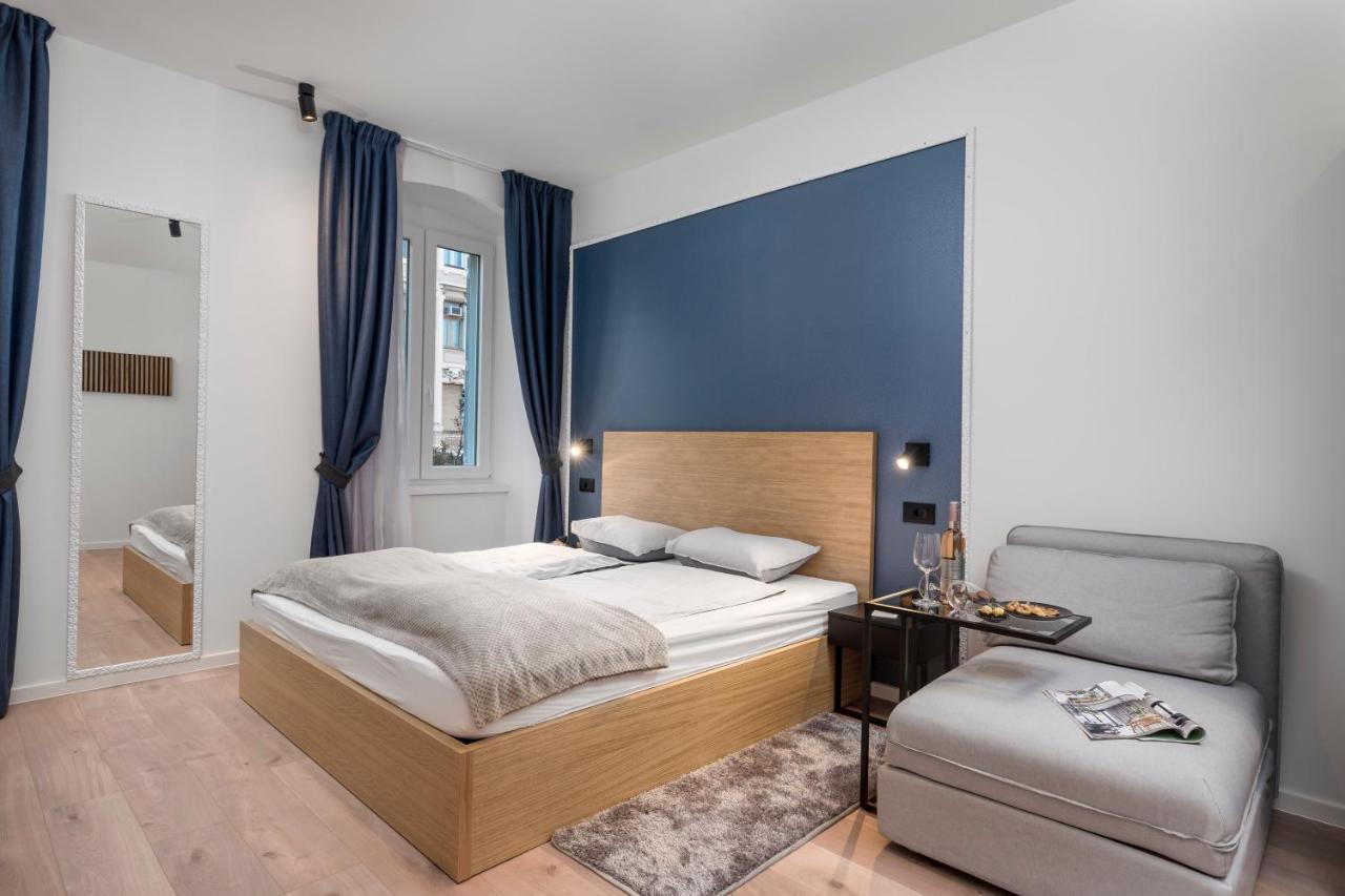 Deluxe Apartments "In The Center" Rijeka Ngoại thất bức ảnh